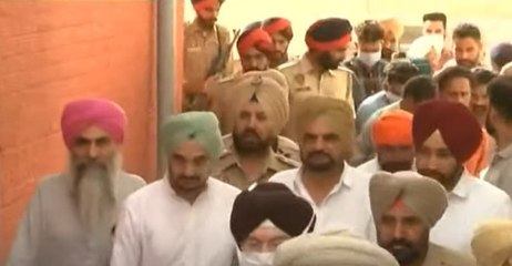 Moosewala ਦੀ ਮ੍ਰਿਤਕ ਦੇਹ ਲੈਣ ਹਸਪਤਾਲ ਪੁੱਜੇ ਪਿਤਾ ਬਲਕੌਰ ਸਿੰਘ  @ABP Sanjha ​