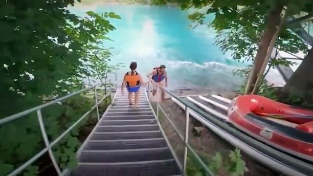 Sungai Aare Swiss dan Visual Ridwan Kamil Berdiri Di Tepi Sungai Aaree