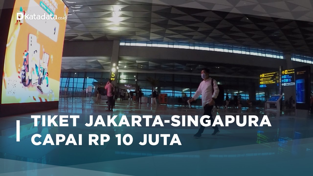 Avtur Jadi Alasan Tiket Pesawat Singapura Melambung | Katadata Indonesia