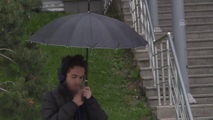 Sigara bırakma polikliniğine başvuran 10 kişiden 4'ü bağımlılıktan kurtuluyor