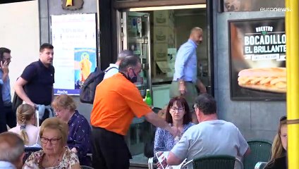 Испании не хватает квалифицированных официантов