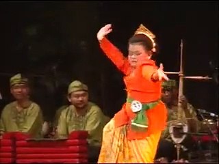 Daun Pulus Keser Bojong seni Sunda jaipongan