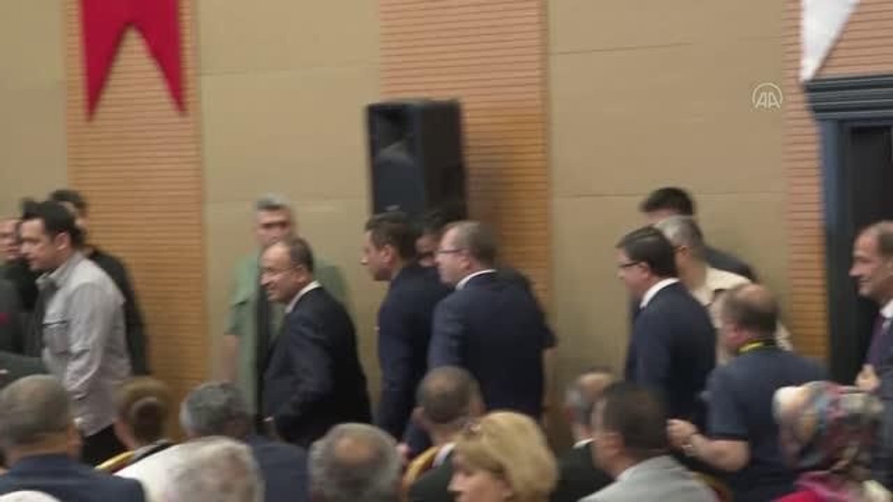 Bozdağ: "Hakim ve savcı adaylığı sistemini kaldırıyor, yerine hakim ve savcı yardımcılığı müessesesini getiriyoruz"