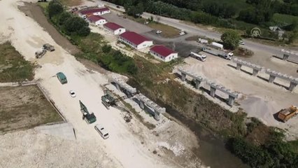 Kirlilikle gündeme gelen tahliye kanalı temizleniyor