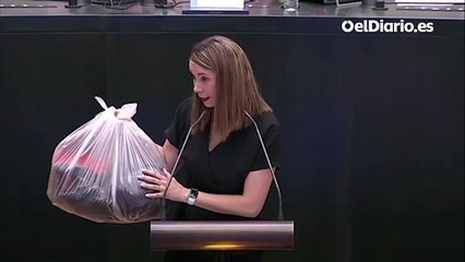 Una concejala socialista reprocha a Almeida su gestión de la basura y responde: "Siendo socialista se siente muy cómoda al lado de la basura"