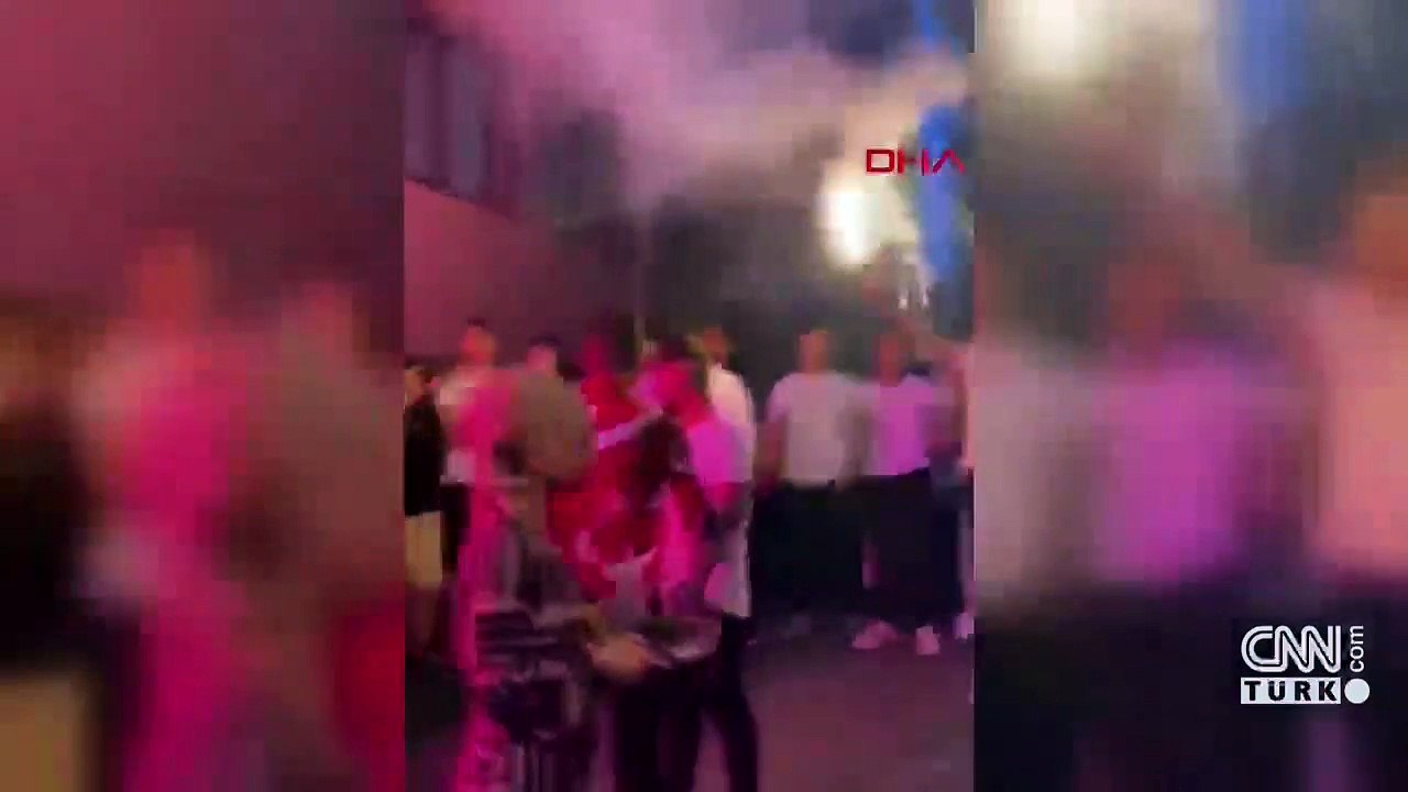 Asker eğlencesinde meşale patladı: 2 yaralı