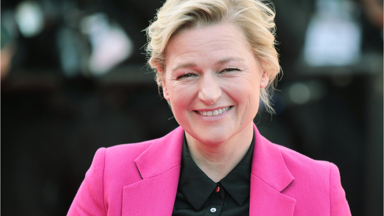 VOICI : Anne-Elisabeth Lemoine : cet invité de C à vous qui a ébloui son fils