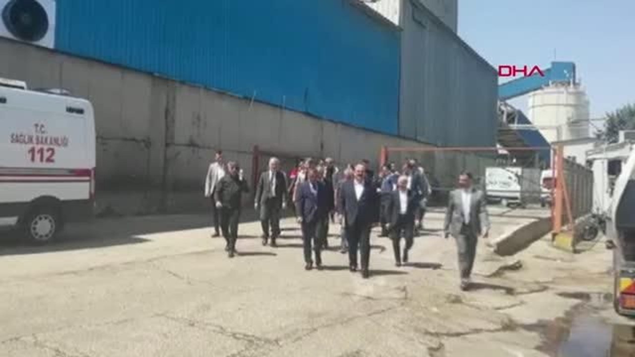 Bursa'da fabrikada patlama sonrası yangın: 1 ölü, 7 yaralı (2)