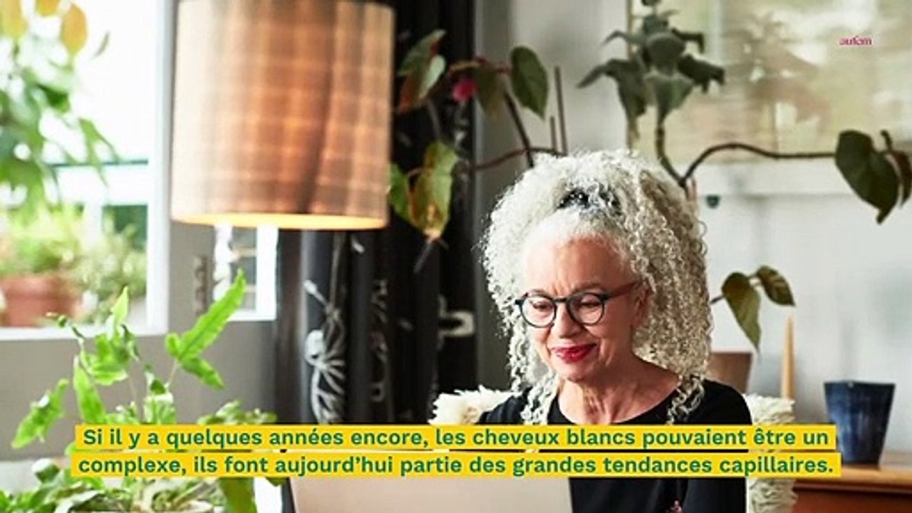 La coloration tendance pour mettre en valeur les cheveux blancs