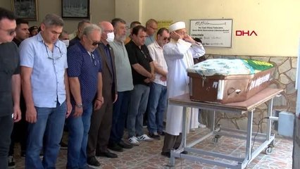 ÜNİVERSİTELİ MISRA BUSE UĞURLU MEMLEKETİ İZMİR'DE SON YOLCULUĞUNA UĞURLANDI