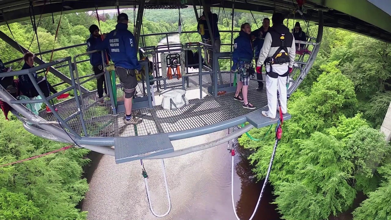 Watch the Bungee jumping world record  attempt
