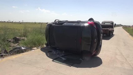 ŞANLIURFA - Şarampole devrilen otomobildeki 2 kişiden biri öldü