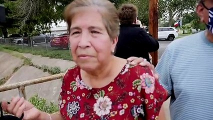 Texas desconsolada honra a niña víctima de masacre escolar
