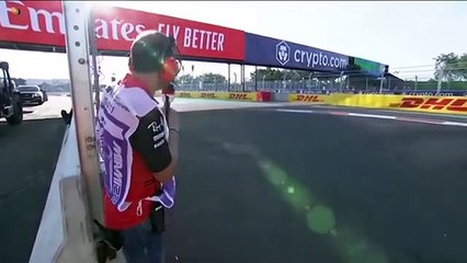 Mark Genè “spiega” l’ingresso ai box - fp2 Miami 2022