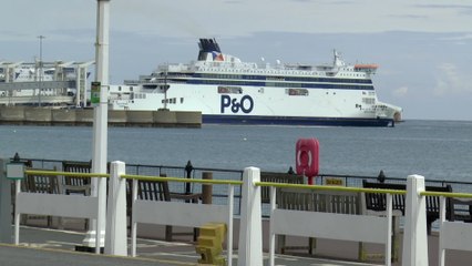 Government cancel Dover P&O contract over 800 sackings