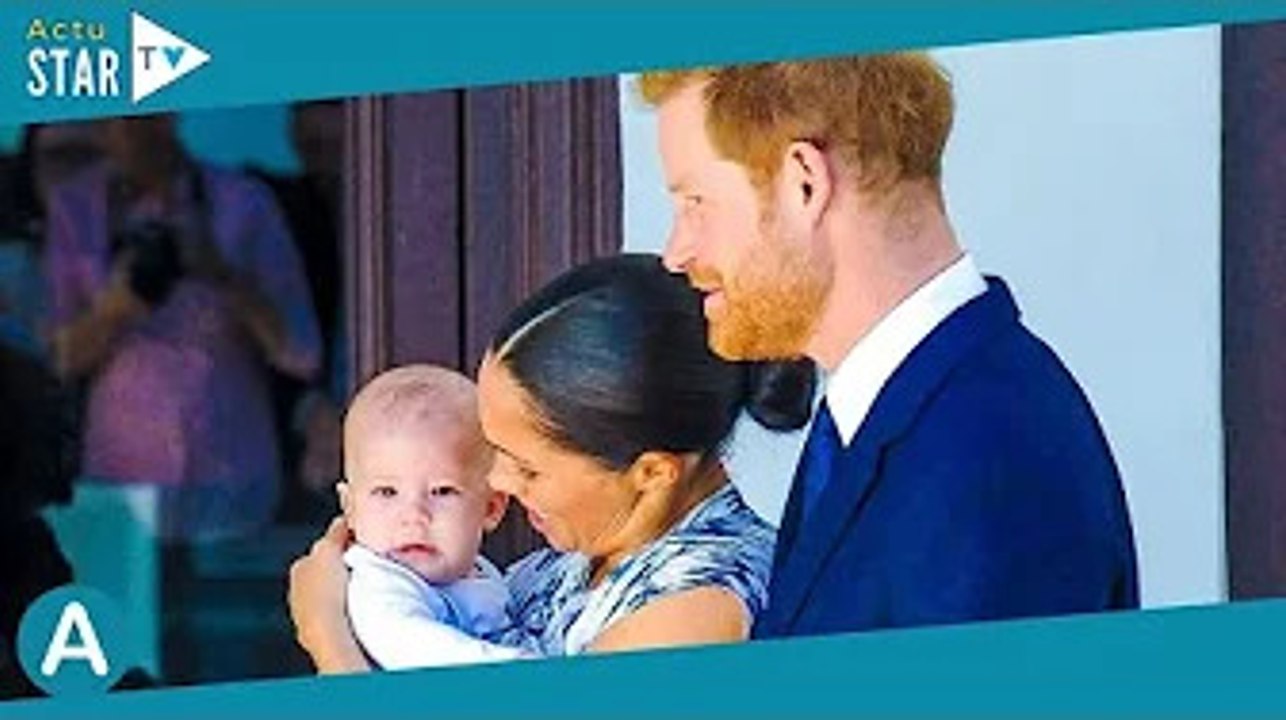Meghan et Harry : pieds nus, tenues légères… ce moment de détente avec Archie immortalisé en catimin