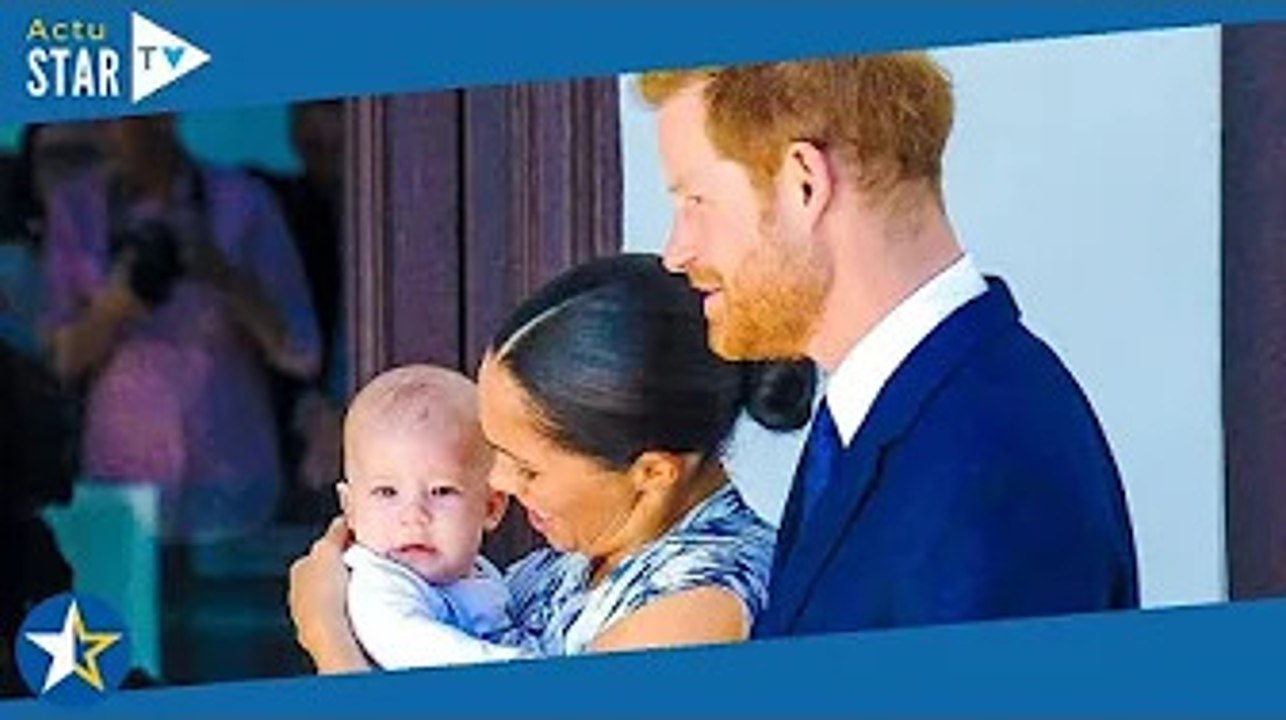 Meghan et Harry : pieds nus, tenues légères… ce moment de détente avec Archie immortalisé en catimin
