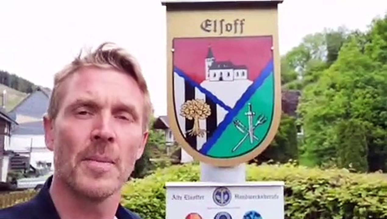 # Volkslehrer : Nichtsahnend fahre ich durch das Örtchen Elsoff ....