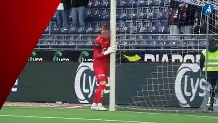 Kaleci Gunnarsson'ın kaleyi küçülttüğü iddia edildi