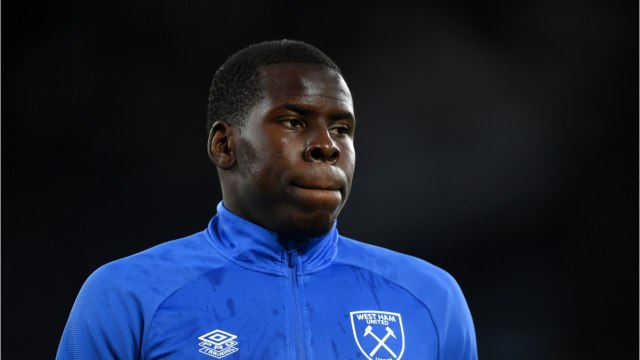 VOICI : Kurt Zouma accusé de maltraitance animale : le footballeur condamné à des travaux d'intérêt général