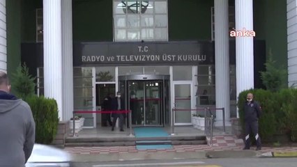 RTÜK'ün 1.5 Yıllık Ceza Karnesi: Fox Tv, Krt Tv, Halk Tv, Tele 1 ve Flash Tv'ye Toplam 91 Defa Para Cezası; A Haber, Ülke Tv, Tv Net'e Ceza Yok