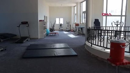 SURİYE'DEKİ FİZİK TEDAVİ MERKEZİYLE SAVAŞIN YARALARI SARILIYOR