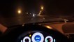 Une automobiliste dépasse à plus de 300 km/h une voiture de police sur une autoroute américaine