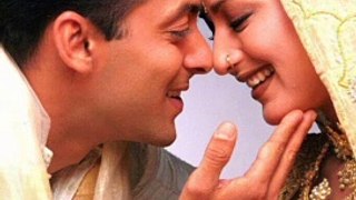 Tum Mere Asmaan Meri Zameen Bangae ❤❤ Salman Khan Sonali Bendre ❤❤ Romantic Song Status