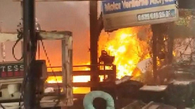 Çatalca’da depo alev alev yandı