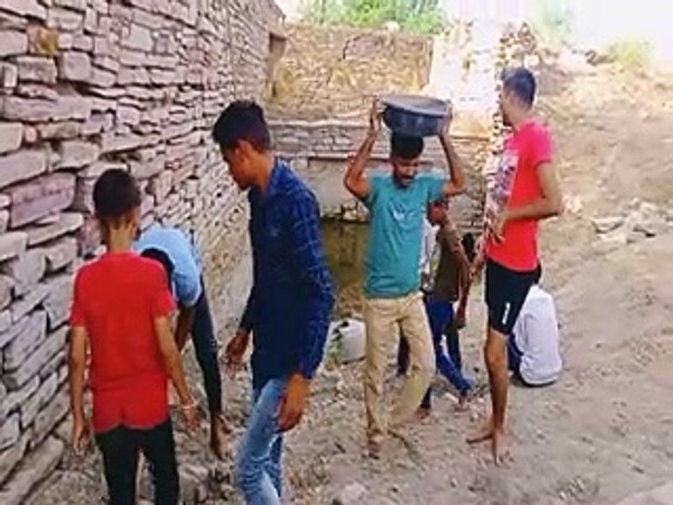 Amritam-Jalam: अमृतं जलम् अभियान के तहत श्रमदान...