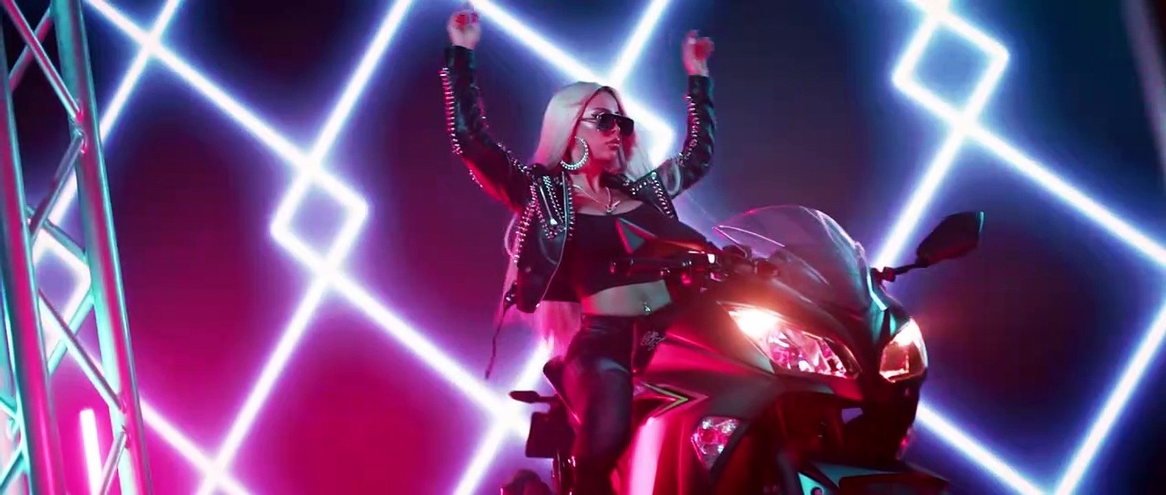 Costel Biju - Ce bine iti sta in blugi 2022