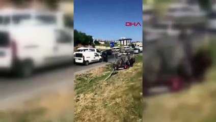 Kumburgaz’da otomobil durağa daldı: 13 yaralı