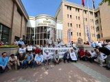 Maaş zammını beğenmeyen Eskişehir Tramvay Hattı çalışanlarından ilginç protesto: Sakalımızı kesmeyeceğiz