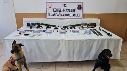 ESKİŞEHİR MERKEZLİ 3 İLDE UYUŞTURUCU OPERASYONU 28 GÖZALTI