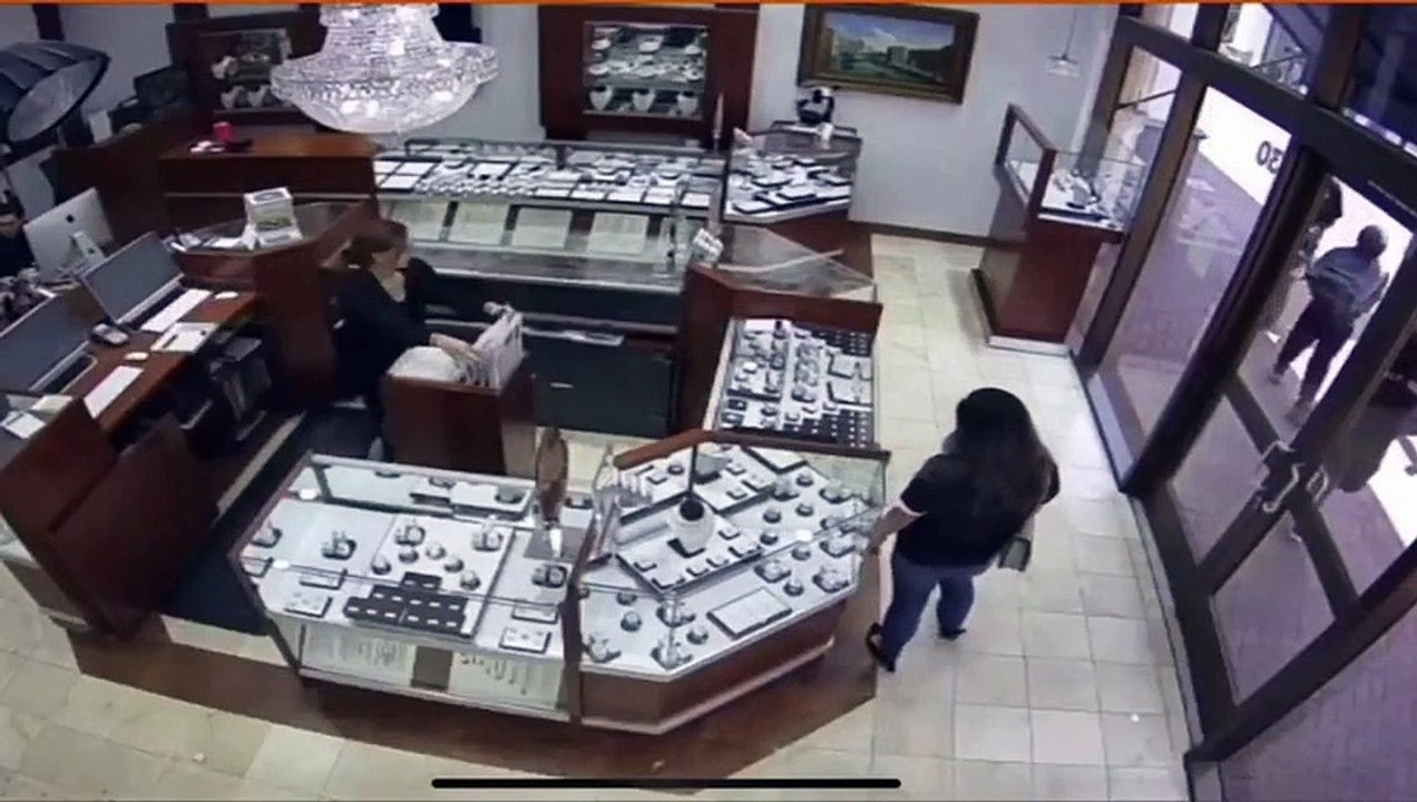 Une bande attaque la mauvaise bijouterie !