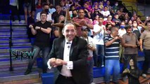 Ernesto Chavana sorprende con su peinado loco