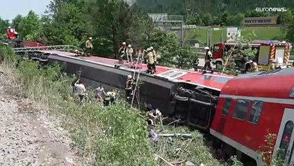 Descarrilamento provoca quatro mortes na Alemanha