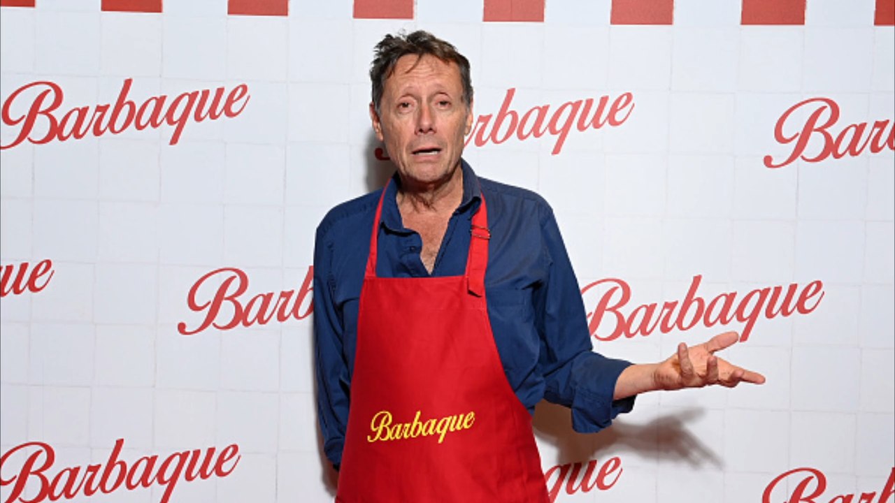 Antoine de Maximy : il révèle quelques anecdotes de tournage de "J'irai dormir chez vous".