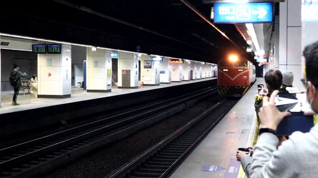 220327 691 Fuxing train arrives at Song Shan Station #濃情粽意 #忠駝論壇 #fyp #fypシ #foryou #foryoupage #love #baby #cute #viral @bellapoarch