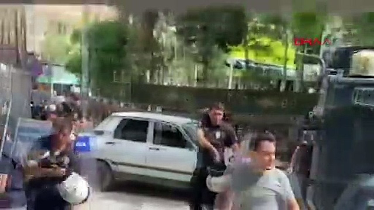 Şanlıurfa’da aşiretler birbirine girdi! Polis dahil çok sayıda yaralı var