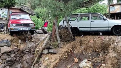 Sağanak ve dolu yaşamı olumsuz etkiledi