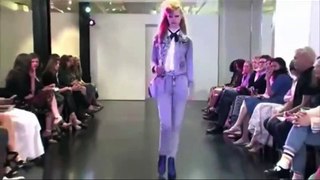 Funny moments Falling models During The Catwalk