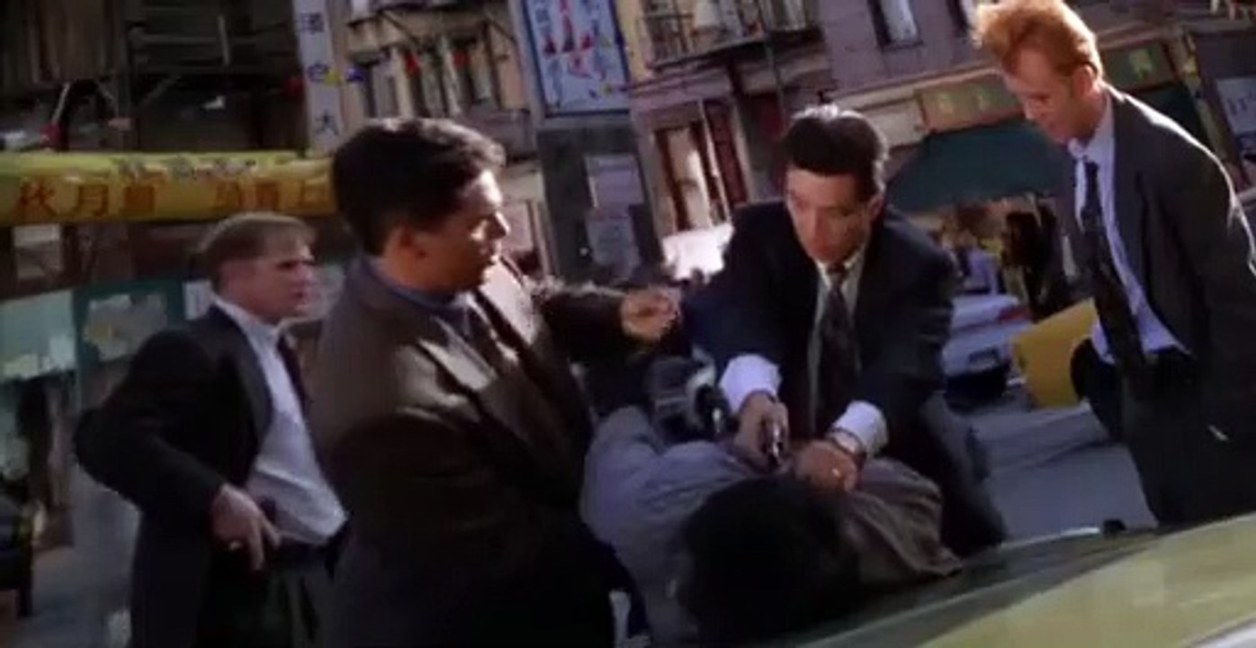 NYPD Blue S02 E03