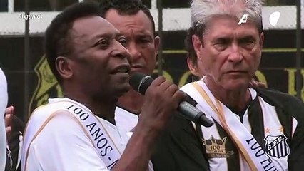 Pelé pede fim de invasão russa à Ucrânia