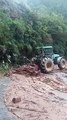 Moradores protestam contra demora em obras na Serra do Corvo Branco quase um mês após deslizamentos