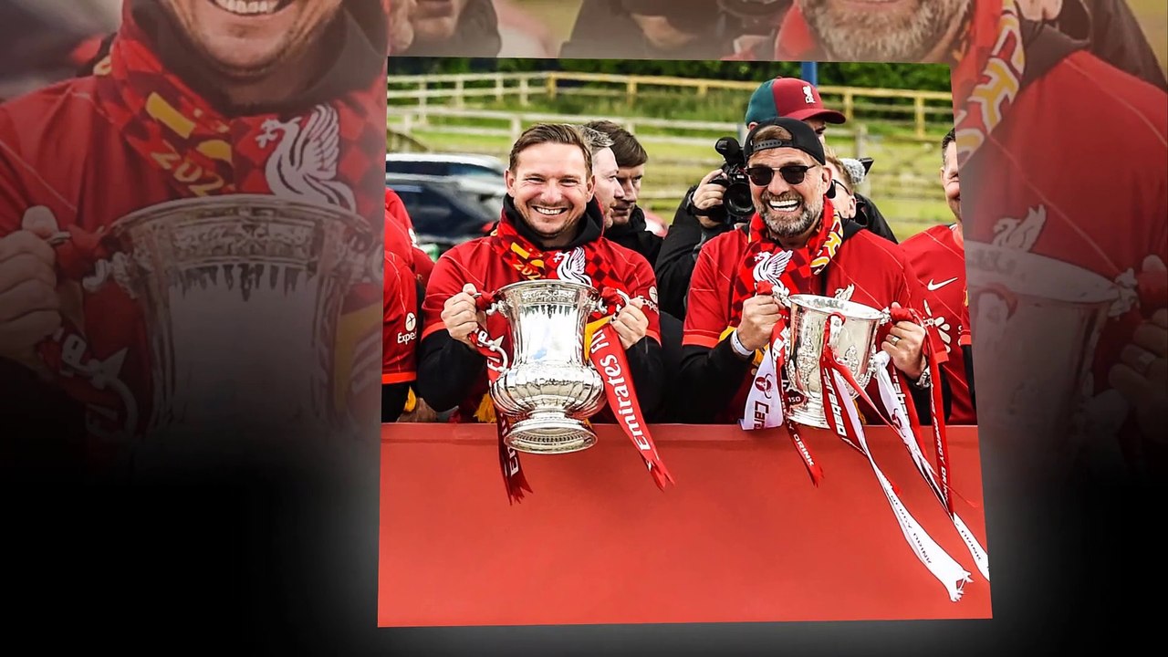 VIDEO EUFORIA NOTTINGHAM FOREST PROMOSI KE PREMIER LEAGUE SETELAH PENANTIAN 23 TAHUN