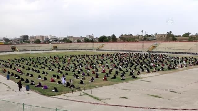 Taliban'dan üniversite mezunu öğrencilere yeterlilik sınavı