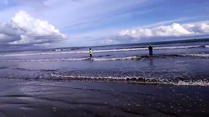 Explor pantai ujung genteng yang belum diketahui banyak orang