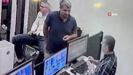 Döviz bürosunda bin euro fazladan aldı, arkasına bakmadan gitti