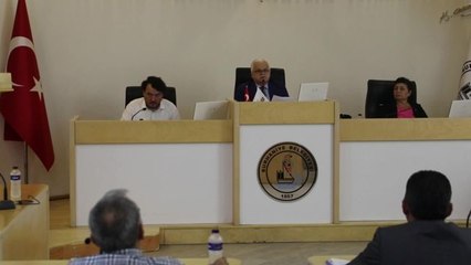 Burhaniye Belediye Başkanı Ali Kemal Deveciler: "Parke Taş Döşemeleri İçin Firma Bulamıyoruz"